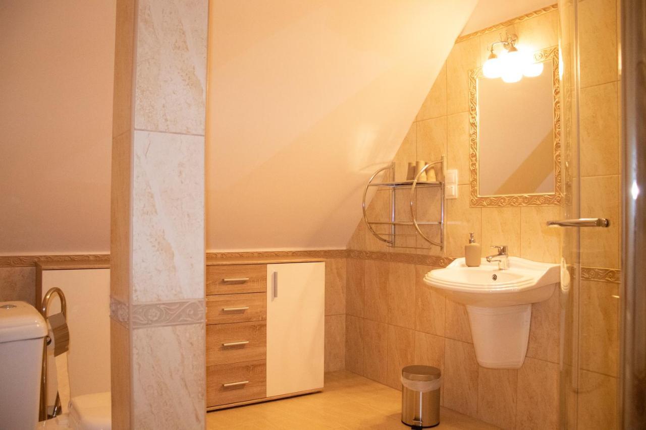 Gyoengyoem Apartman Balatonalmádi Extérieur photo