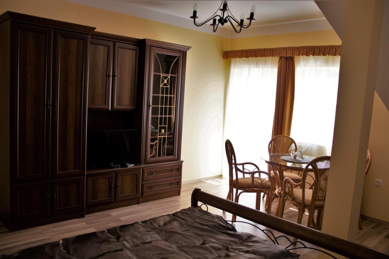 Gyoengyoem Apartman Balatonalmádi Extérieur photo
